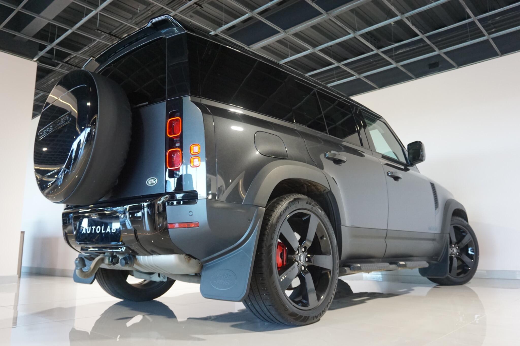 Land Rover Defender 110 3.0 D300 MHEV HSE Hard Top SUV 5dr Diesel Auto 4WD MWB Euro 6 (s/s) (300 ps)